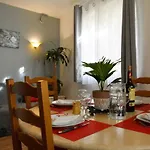 Petit Douillet Tres Bien Situe * Biarritz